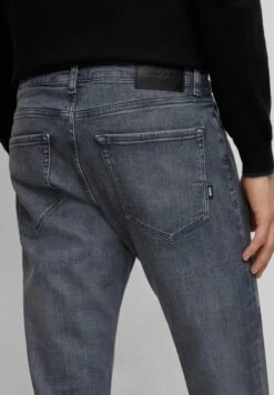 Boss Maine - Straight Leg Jeans - Grey -Boss 01bc4c46e5874e768da61f4ff28c8671