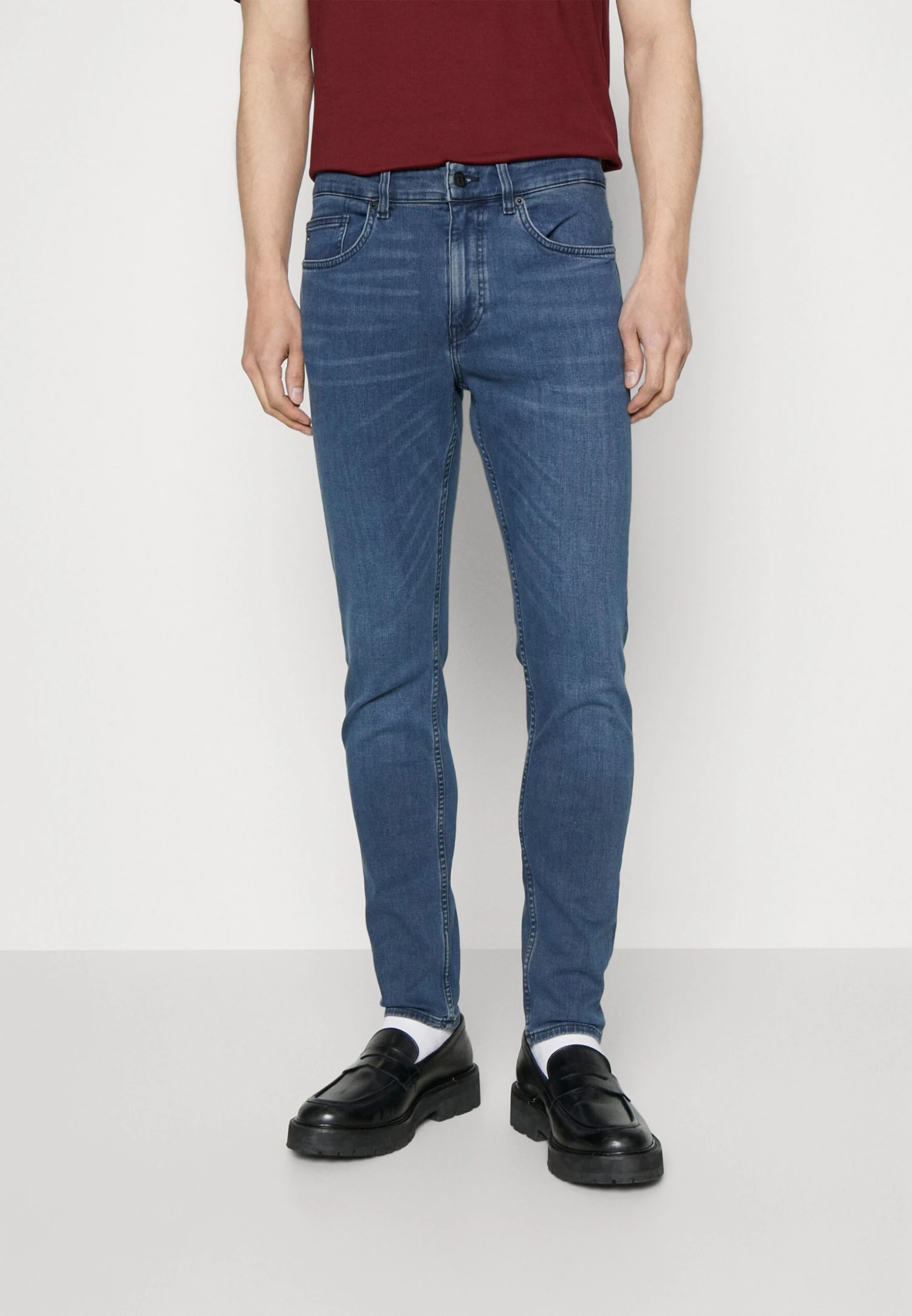 Boss Delano Jean - Jeans Tapered Fit - Navy 1 Boss Delano Jean - Jeans Tapered Fit - Navy