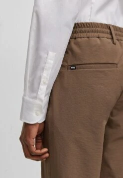 Boss P-Genius-Wg-Pck-233F - Broek - Open Green -Boss 24baf39f98ec4e15b4a6974e67162158