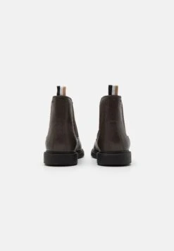 Boss Larry Cheb - Korte Laarzen - Dark Brown 8 Boss Larry Cheb - Korte Laarzen - Dark Brown -Boss 2cea84311a4144f4ba2340d110300bdb