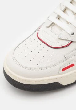 Boss Baltimore Tenn Tb - Sneakers Laag - Open White 11 Boss Baltimore Tenn Tb - Sneakers Laag - Open White -Boss 4c6826d6cd3a4bb998168182f72cdac2