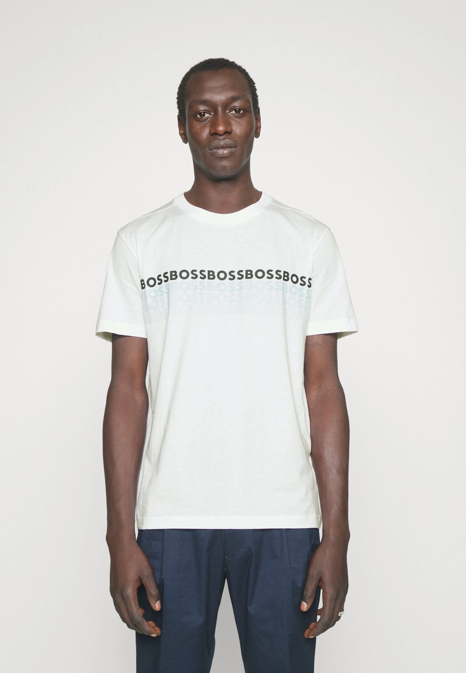 Boss Tee - T-Shirt Print - White 1 Boss Tee - T-Shirt Print - White