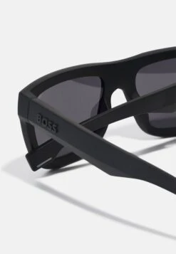 Boss World Cup Unisex - Zonnebril - Matte Black Grey -Boss 89f89ccd52784733a3c09428dd98eb24