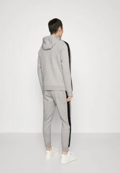 Boss Set - Trainingspak - Light Pastel Grey -Boss 983009075a2648548e941dc98fa669bd