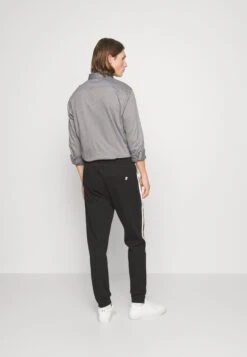 Boss Lamont - Trainingsbroek - Black 8 Boss Lamont - Trainingsbroek - Black -Boss 9af0acfc8e304443ab1dd138b52d2038