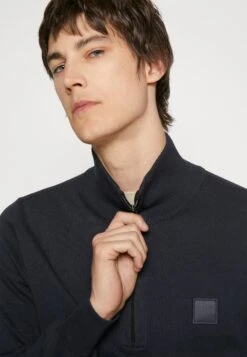 Boss Badge Logo Zip-Through Knit-Troyer - Trui - Dark Blue 10 Boss Badge Logo Zip-Through Knit-Troyer - Trui - Dark Blue -Boss a7dadf243c6f4b7da99c195cf04539e6