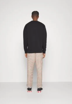 Boss Wefade - Sweater - Black -Boss b64d9dc346754d2ca90ff06ab78f2ca6