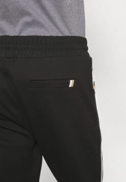 Boss Lamont - Trainingsbroek - Black 11 Boss Lamont - Trainingsbroek - Black -Boss c1b92e4caaa94f19abee5f610d49387e