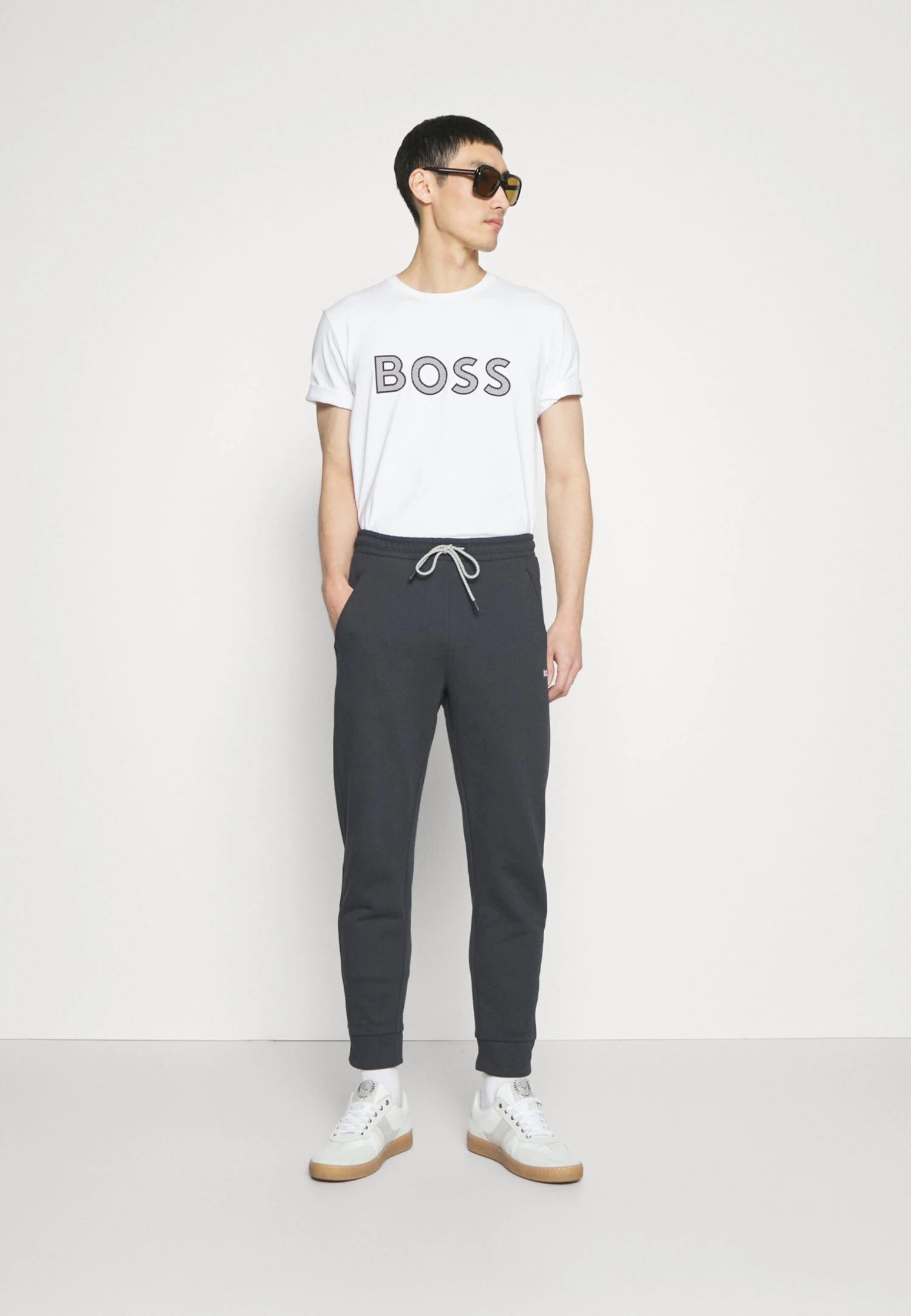 Boss Hadiko - Trainingsbroek - Dark Blue 2 Boss Hadiko - Trainingsbroek - Dark Blue - Afbeelding 2