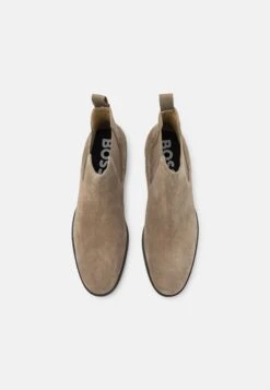 Boss Colby - Korte Laarzen - Medium Beige 9 Boss Colby - Korte Laarzen - Medium Beige -Boss d24543ff254347cdabfe9d1428d8fe8f