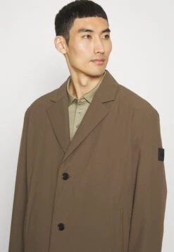 Boss Ceiro - Mantel - Open Green -Boss d4789f55827243769ddc16b5939b92dd