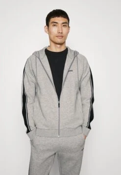 Boss Set - Trainingspak - Light Pastel Grey -Boss d8c2d57ba3b54995b6362fdbdffb33e1