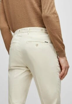 Boss C-Genius-W-233F - Chino - Open White Eleven -Boss d9f28bb0bb304fe790a2224b33c95345