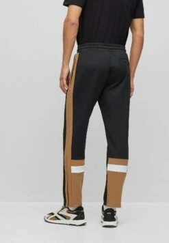 Boss Lamont 74 - Trainingsbroek - Black One -Boss dcb145ede6954193ba5bc8f83a64ed32