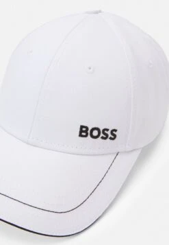 Boss Pet - White -Boss edfbb4c0eb9c481fba9512d83eacc61b